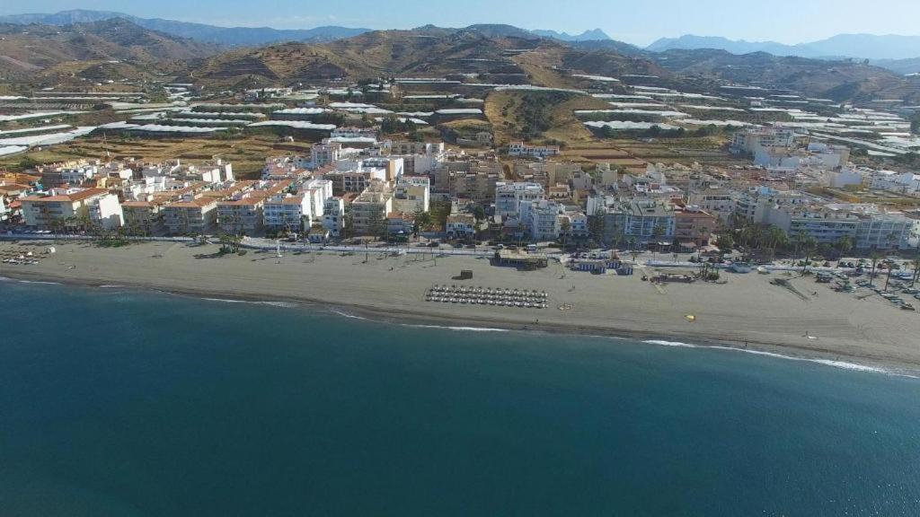 Abierto Al Mar *